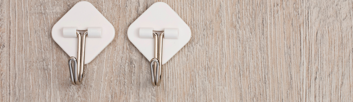 ווים ומתקני תלייה לבית