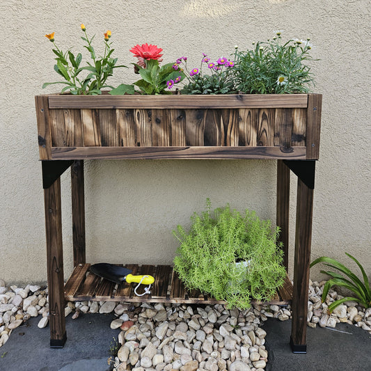 אדנית שתילה מעץ מלא