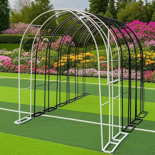 קשת גינה מתכתית רחבה עם בסיסי צד בצבע שחור 220×180 ס"מ - פתרון עיצובי אלגנטי לגינה ולאירועים!