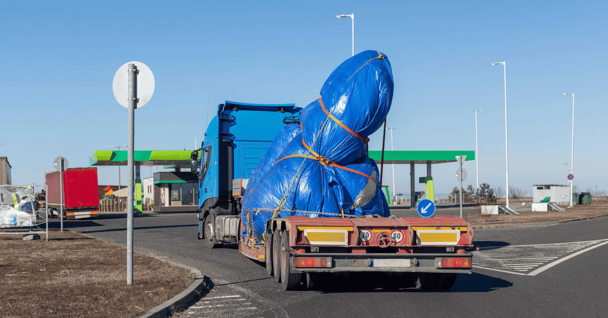 יריעות נגד גשם: ברזנט, שמשונית לפי מידה - ההגנה הכי חזקה לחורף הישראלי