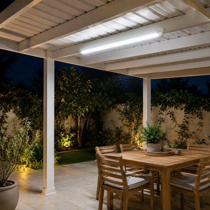 גוף תאורה LED מוגן מים Semicom IP65 בהספק 40W - תאורת יום עוצמתית לחלל הבית, המרפסת,