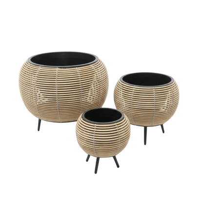 סט 3 אדניות על רגלים