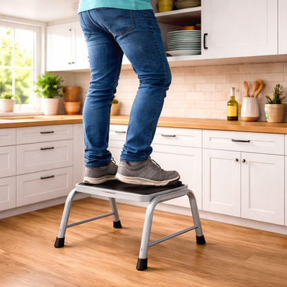 שרפרף מתכת חזק במיוחד | גובה 25 ס״מ | משטח 26x36 ס״מ | עומס מירבי 150