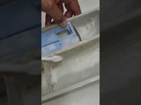 משמיד ומסיר עובש וטחב SAG OV106 - 1 ליטר לחדרי רחצה
